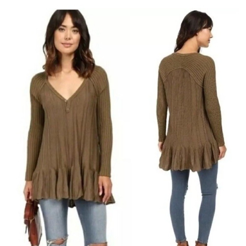 Free People M Olive Green Ribbed Ribs & Ruffles Knit Sweater Tunic‎